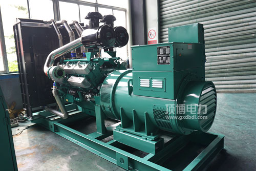 購(gòu)買二手柴油發(fā)電機(jī)時(shí)怎么避免買到翻新機(jī)組？