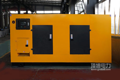 靜音性能好，是學(xué)校選擇頂博低噪音柴油發(fā)電機(jī)組原因