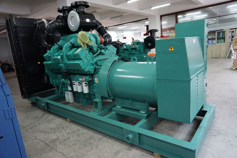 200KW康明斯 上?？破蛛姍C(jī) 眾智控制器