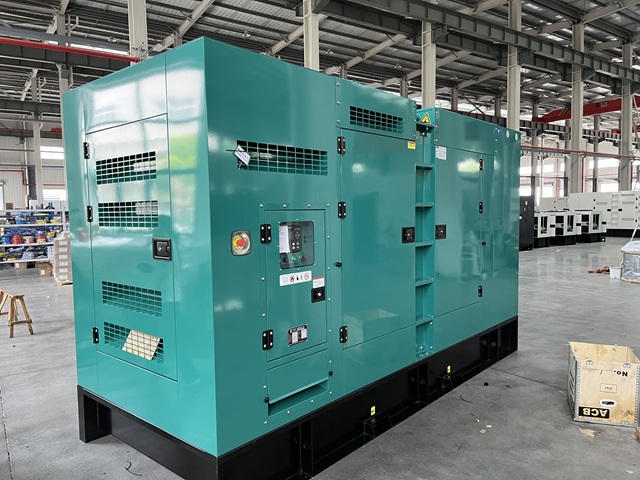 東康靜音式柴油發(fā)電機組 02