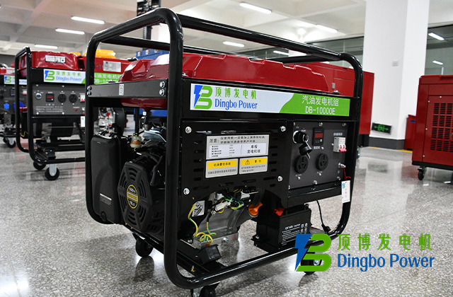 8KW汽油機(jī)開架式發(fā)電機(jī)組3